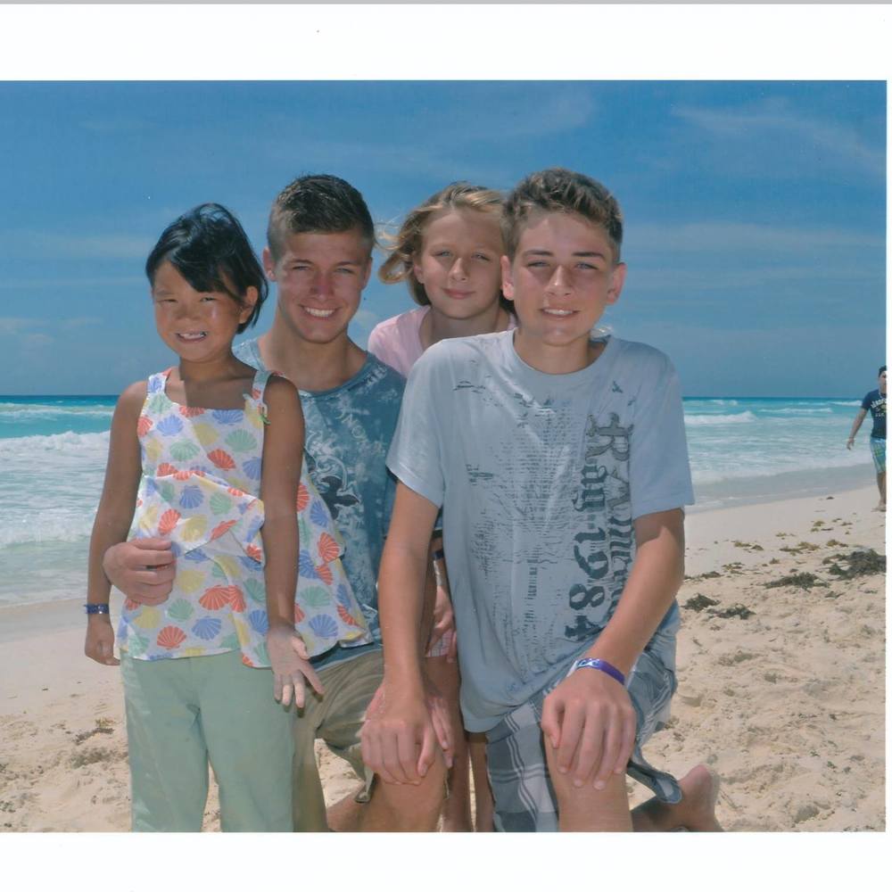 Meet your Posher, Robin